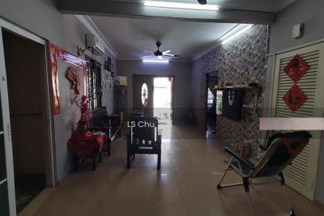 Jalan Anggerik Doritis 31/143