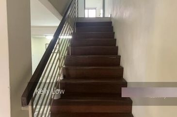 Bandar puchong jaya@merbuk