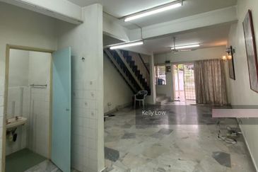 Bandar puchong jaya@merbuk