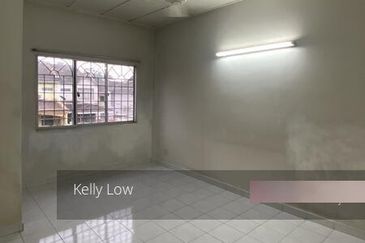 Bandar puchong jaya@merbuk