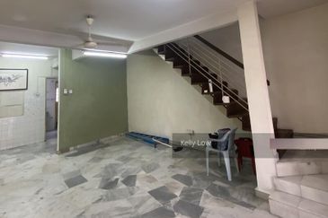 Bandar puchong jaya@merbuk