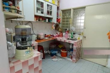 Bandar puchong jaya @Tiong 2 Storey House