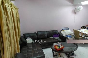 Bandar puchong jaya @Tiong 2 Storey House