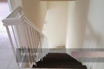 Bandar puchong jaya @merpati(Endlot)