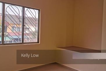 Bandar puchong jaya @merpati(Endlot)