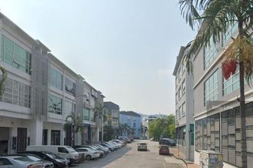 1 Puchong Business Park