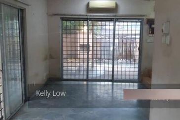 Bandar puchong jaya corner @tiong