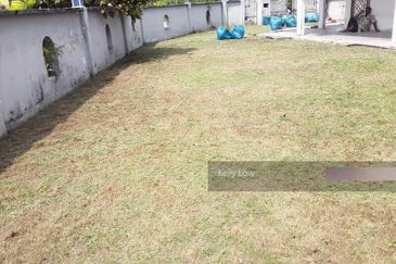 Bandar puchong jaya @ Bangau corner unit