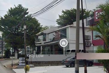 SS2 Commercial banglo