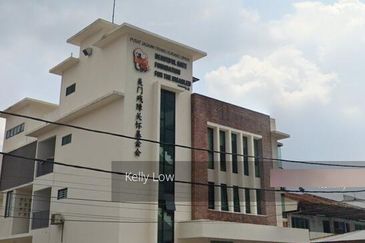 SS2 Commercial banglo