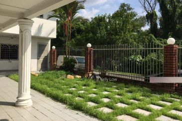 Bandar puchong jaya corner unit @Bangau