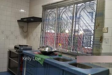 Bandar Puchong Jaya@Merak Corner