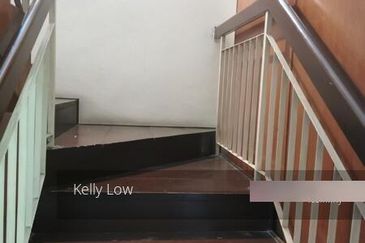 Bandar Puchong Jaya@Merak Corner