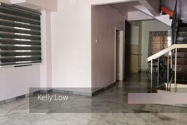 Pusat bandar puchong@2 Storey House