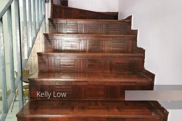 Pusat bandar puchong@2 Storey House