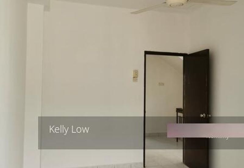 Taman mutiara puchong @2Storey house