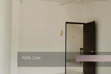 Taman mutiara puchong @2Storey house