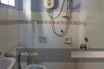 Pusat bandar puchong@2 Storey House