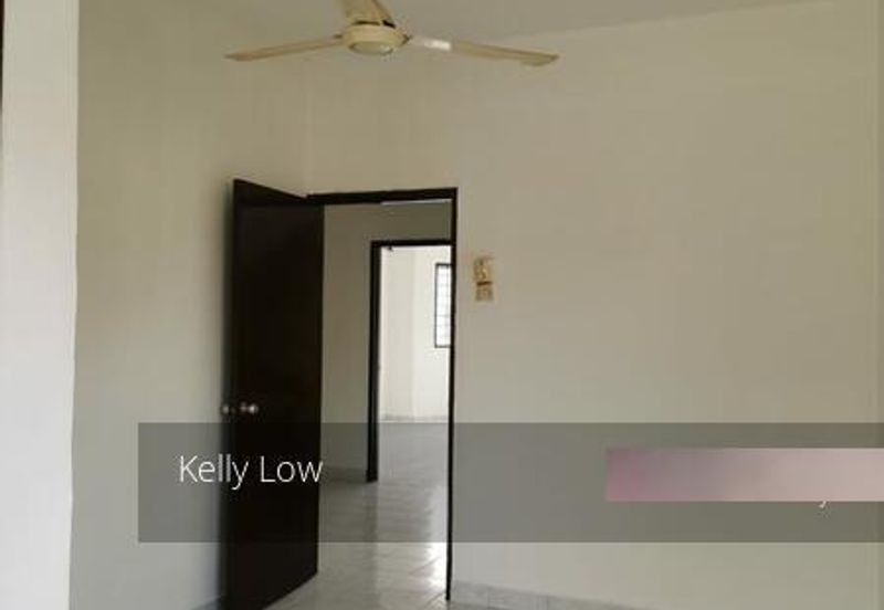 Taman mutiara puchong @2Storey house