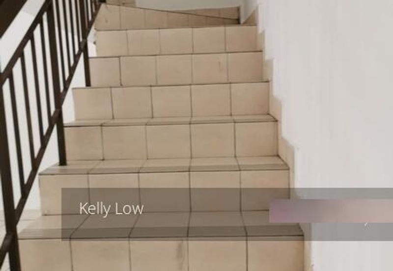 Taman Mutiara Puchong @2. 5 Storey House