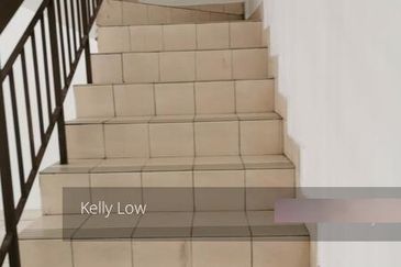 Taman Mutiara Puchong @2. 5 Storey House