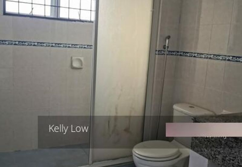 Taman Mutiara Puchong @2. 5 Storey House