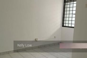 Taman Mutiara Puchong @2. 5 Storey House