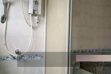 Taman Mutiara Puchong @2. 5 Storey House