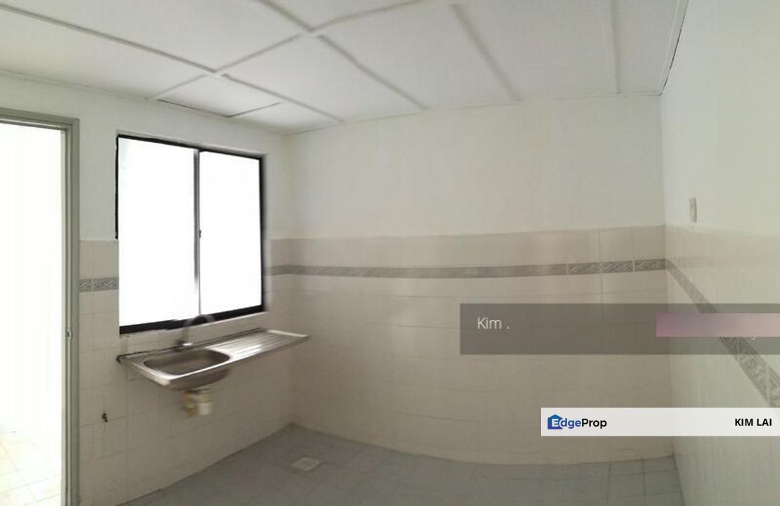 Mutiara Serdang Seri Kembangan Below Maket Price can Full Loan, Selangor, Seri Kembangan