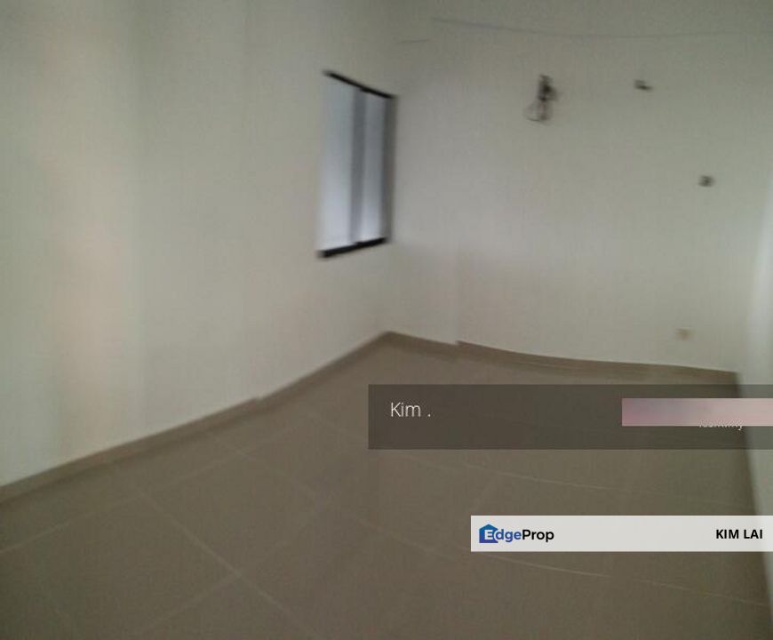 Mutiara Serdang Seri Kembangan Below Maket Price can Full Loan, Selangor, Seri Kembangan