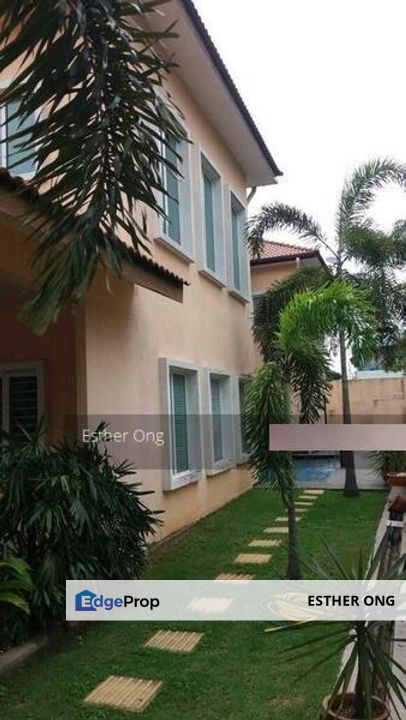 USJ , Subang Jaya, Nice Bungalow with Swimming Pool, Near to Amenities, Good Location, Well Kept Condition, Selangor, USJ