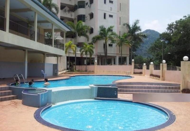 LE COURTS DESA TAMBUN