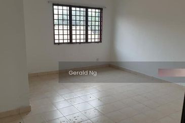 Corner Lot Terrace Huge Land at Seksyen 27 Shah Alam