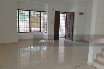 Corner Lot Terrace Huge Land at Seksyen 27 Shah Alam