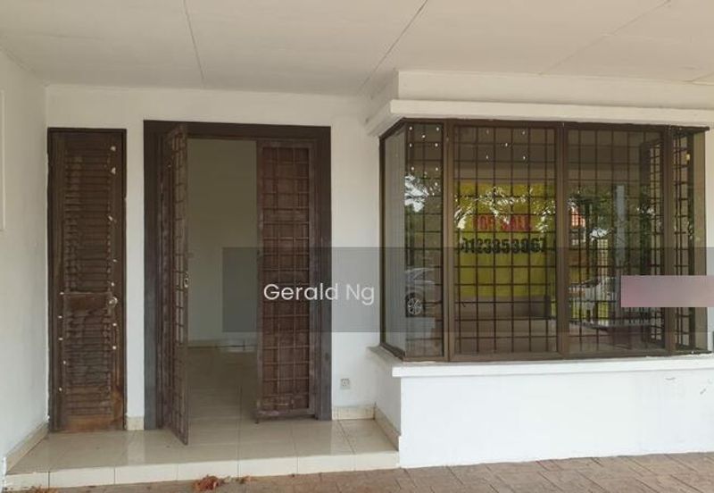 Corner Lot Terrace Huge Land at Seksyen 27 Shah Alam