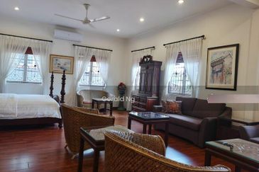 Corner Private Pool iD Bungalow at Ampang