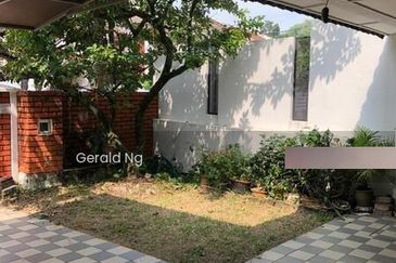 Near Mrt 2 Storey Terrace @ Bukit Damansara