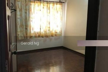 Near Mrt 2 Storey Terrace @ Bukit Damansara