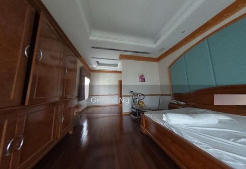 4 sty Bungalow Renovated @ Damansara Heights Bukit Damansara