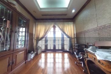 4 sty Bungalow Renovated @ Damansara Heights Bukit Damansara