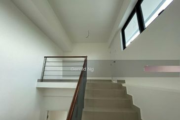 3 Storey VIlla Domus @ Jalan Indah Gemilang Batu Caves