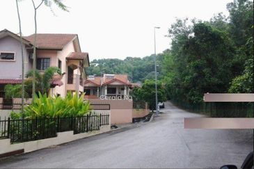 Corner 2 sty Big Land at Andaman Ukay Ampang