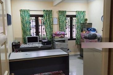 2 Storey Conrer at Taman Bukit Indah Ampang