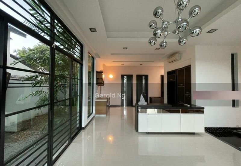 3 Storey Bungalow iD Renovated @ SS1 Petaling Jaya