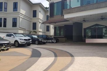 2 sty Bungalow iD Renovation @ Bangsar