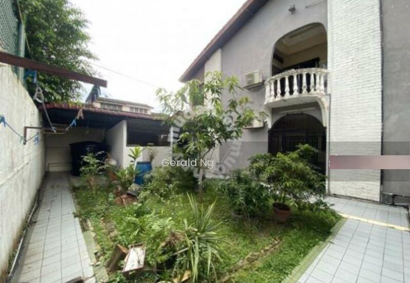 2 Storey Corner Lot at Taman Melawati