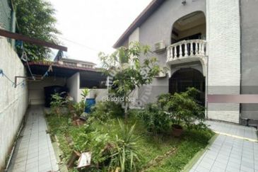 2 Storey Corner Lot at Taman Melawati