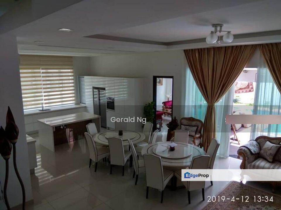 Ukay Seraya, Selangor, Ampang