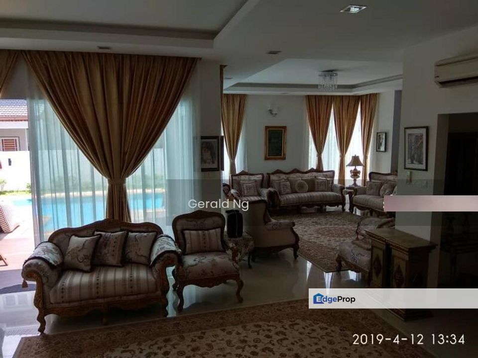 Ukay Seraya, Selangor, Ampang