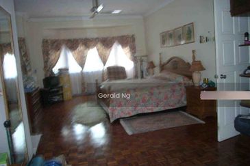 Corner 2 Storey Jalan A @ Taman Melawati